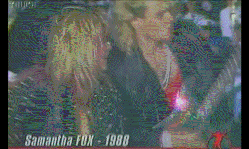 1 Gif Samantha Fox Tetas.gif