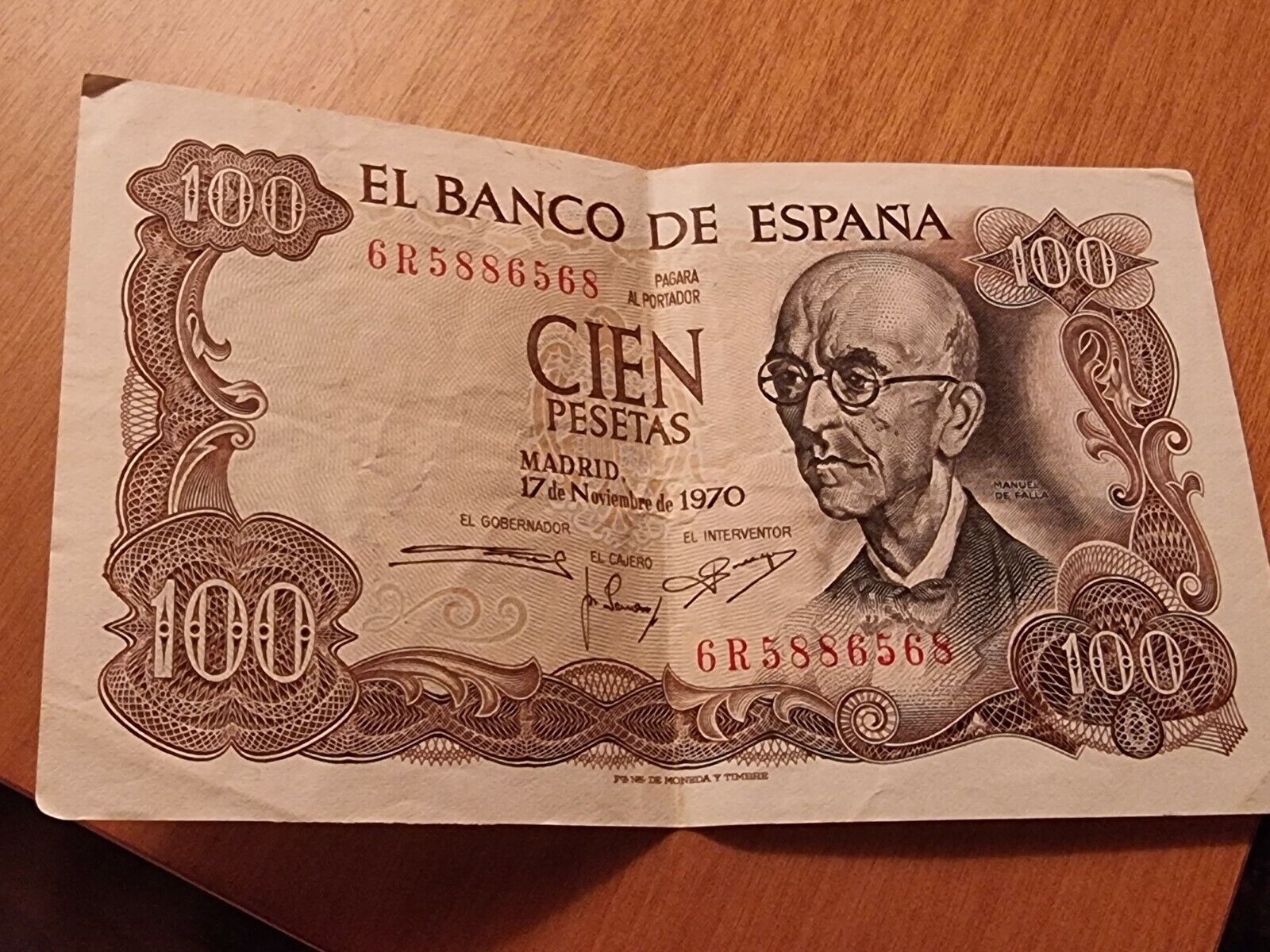100.jpg