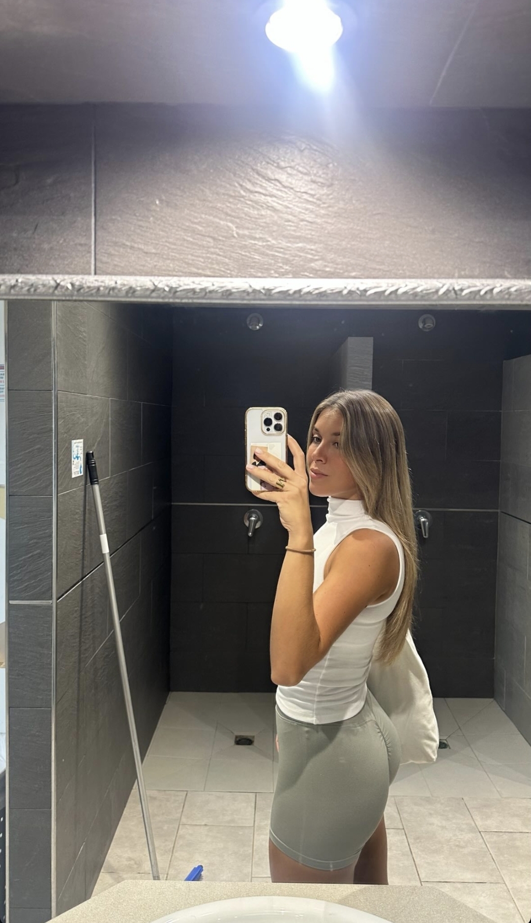 1000203124.jpg