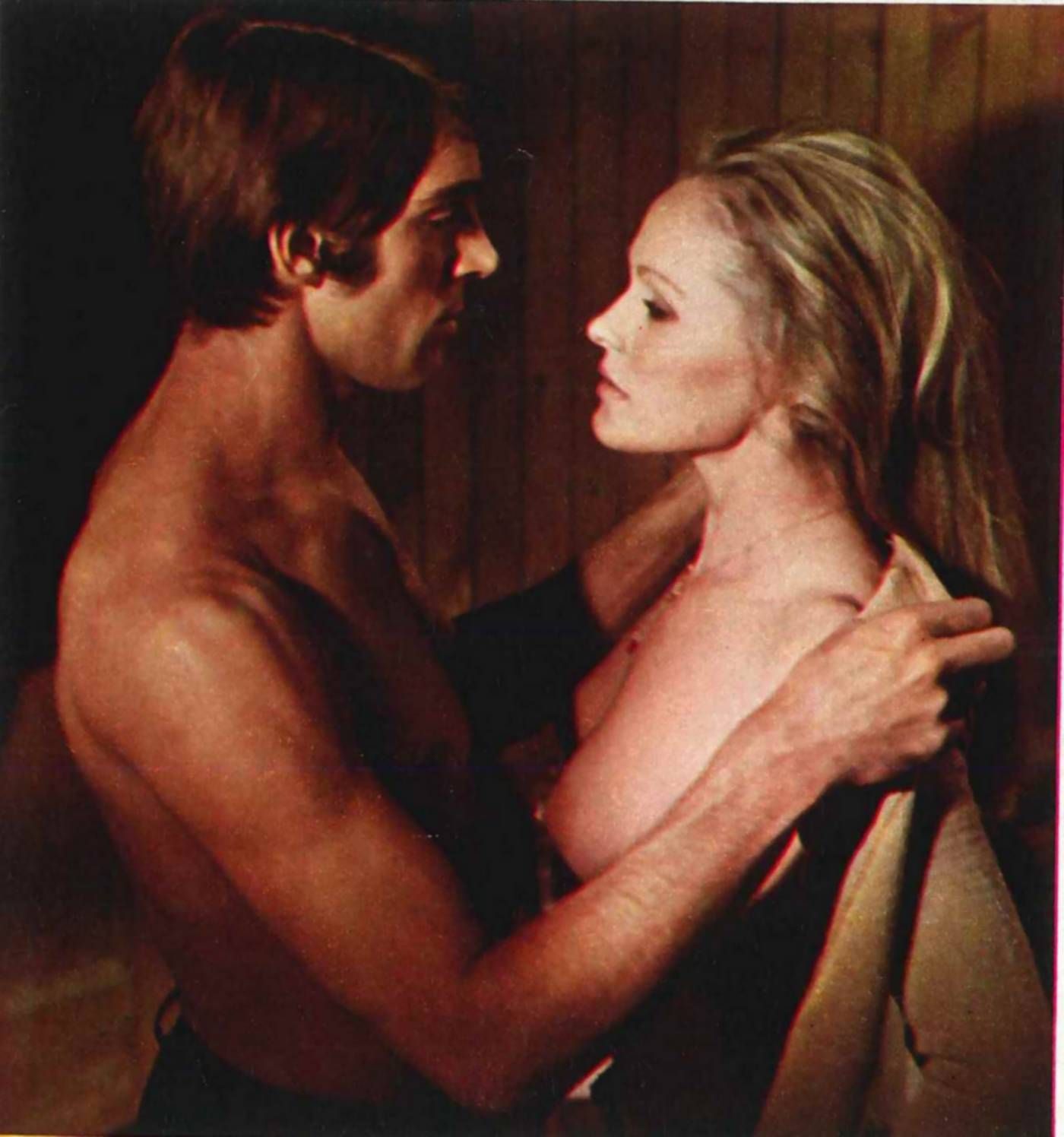 10633617_16570_pb_ita_1974_02_p_59e_ursula_andress_123_136lo.jpg