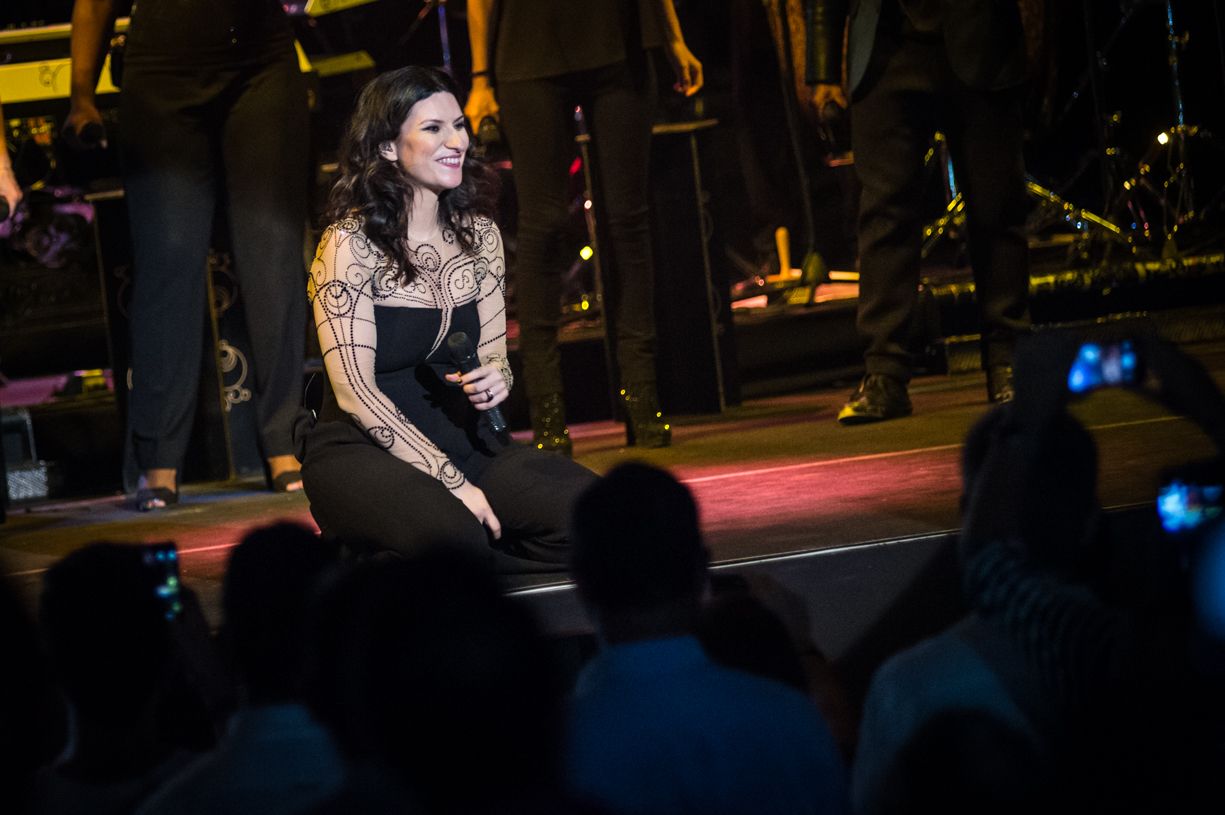 12044689_7_8_15_-concierto-laura-pausini-en-starlite_-cercania_-foto-ana-belen-fdez.jpg