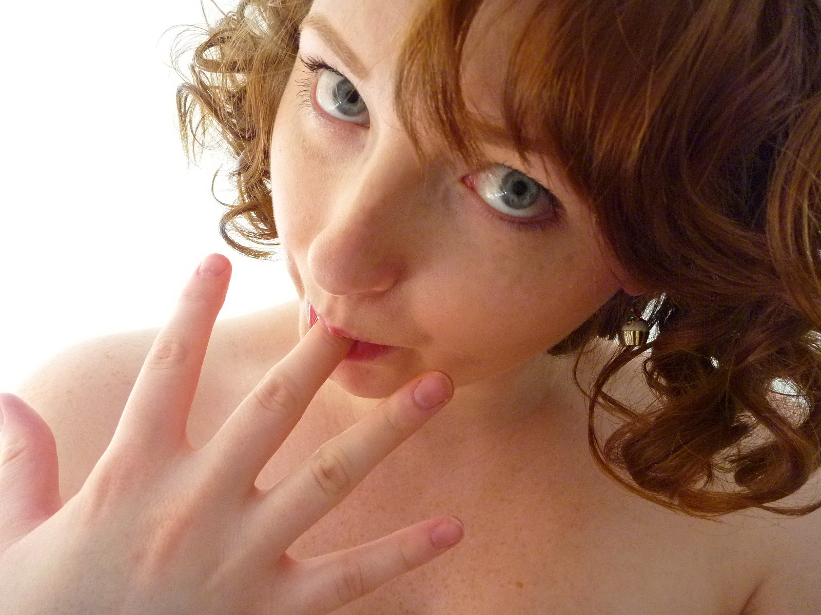 166298-sucking-her-fingers.jpeg