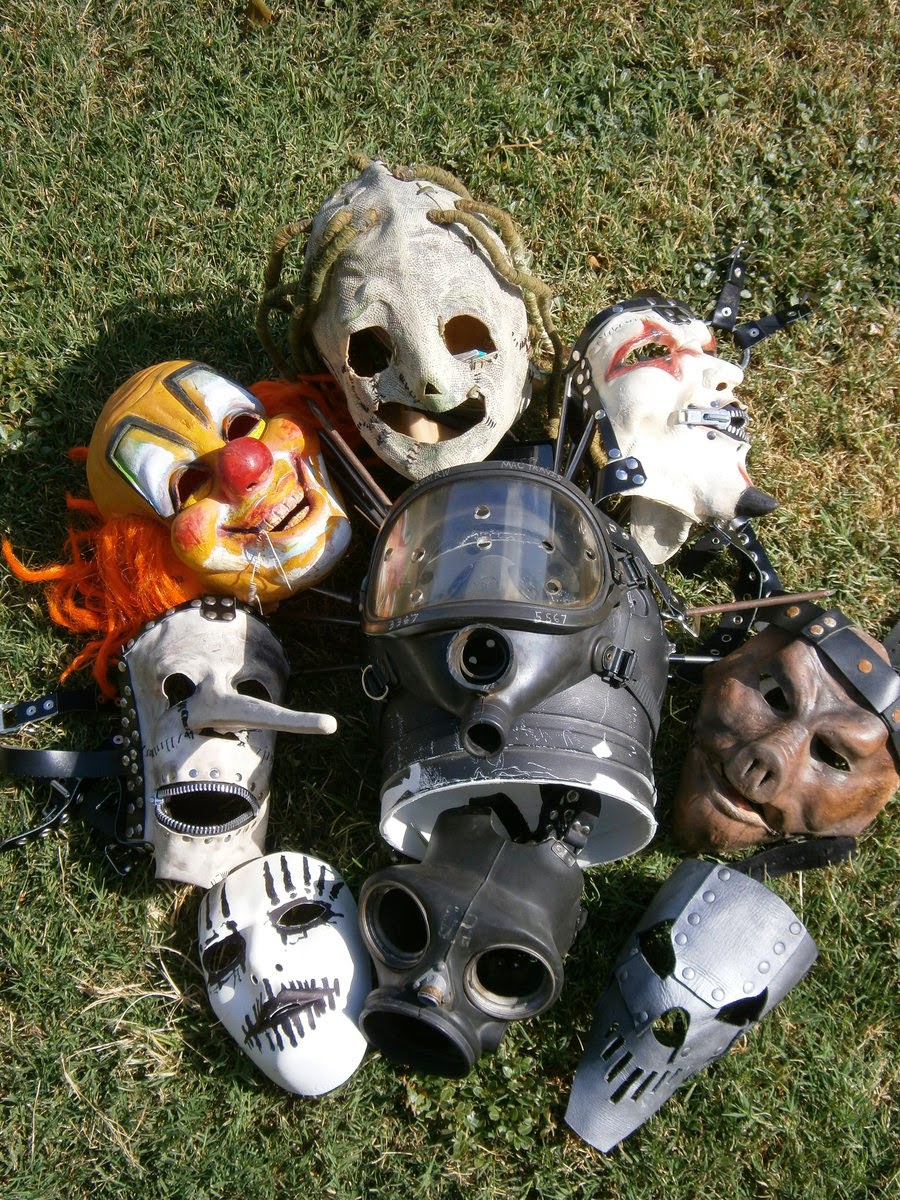2 Máscaras Slipknot (Grupo de Musica)🎭.jpg