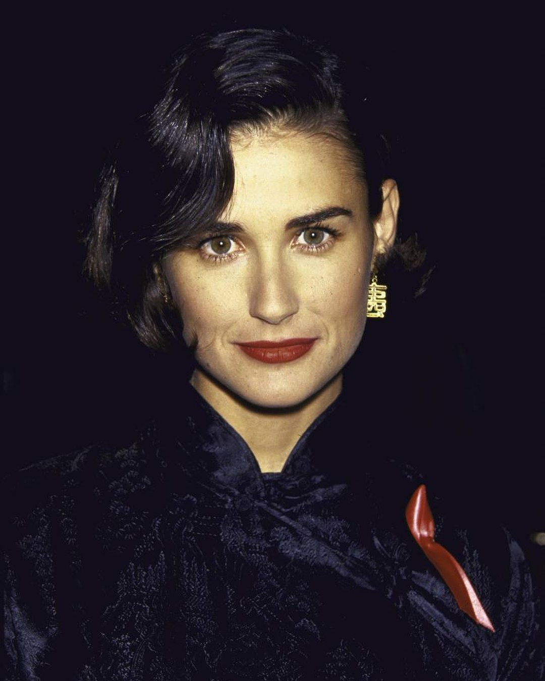 2018-04-20 04.20.32 1761513820830147990_demimoore.jpg