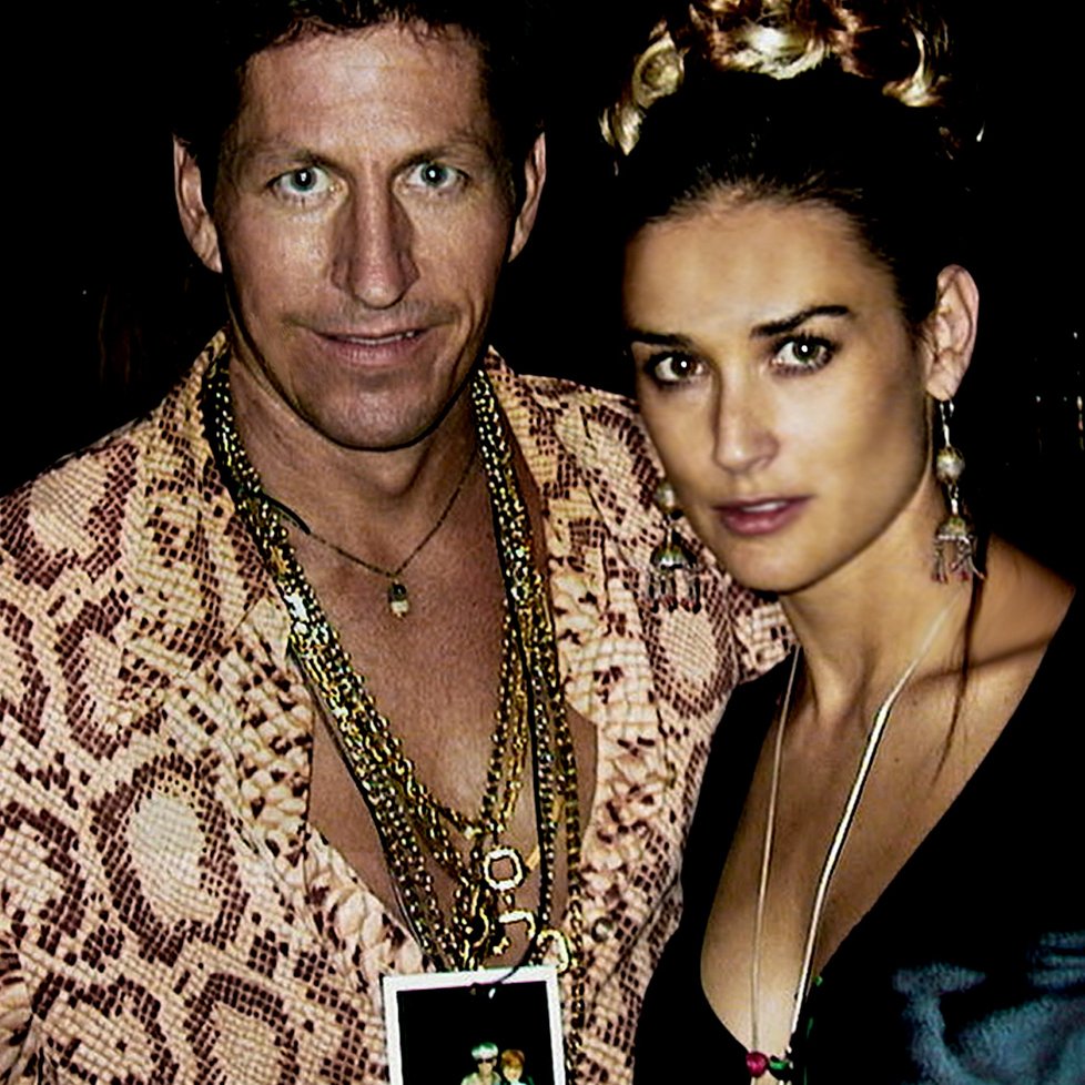 2018-05-13 20.33.18 1778673268805085914_demimoore.jpg