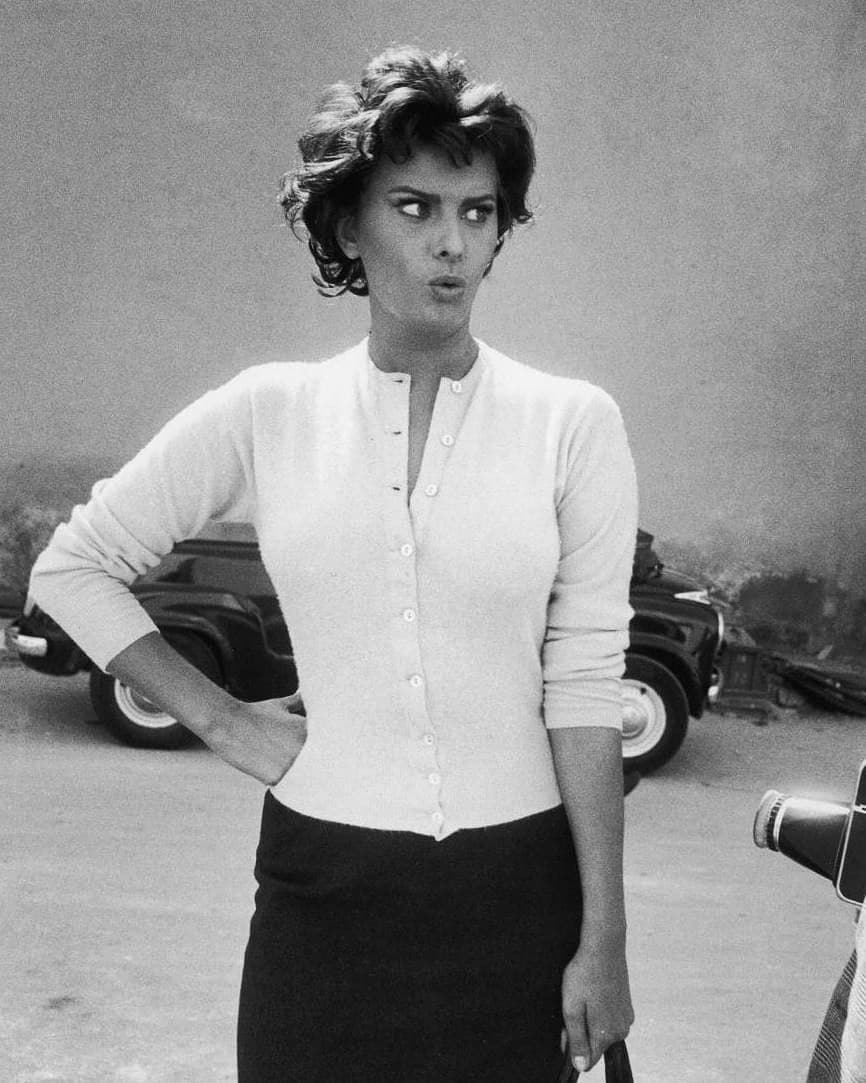2020-05-26 18.34.33 2317846640269246222_sophialoren.jpg