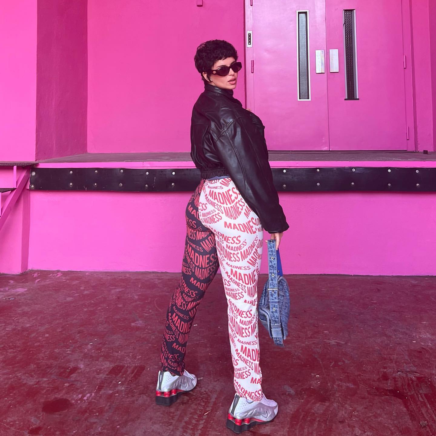 2023-01-11 12.38.09 3013451958995469497_344240717.jpg