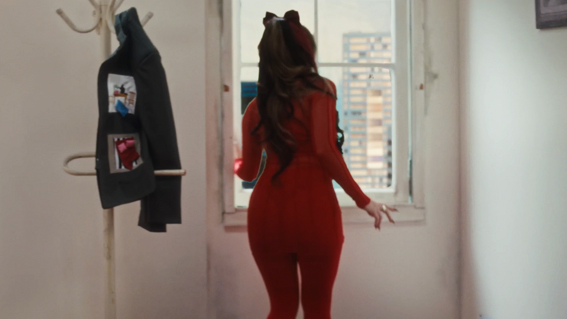 4.GIF