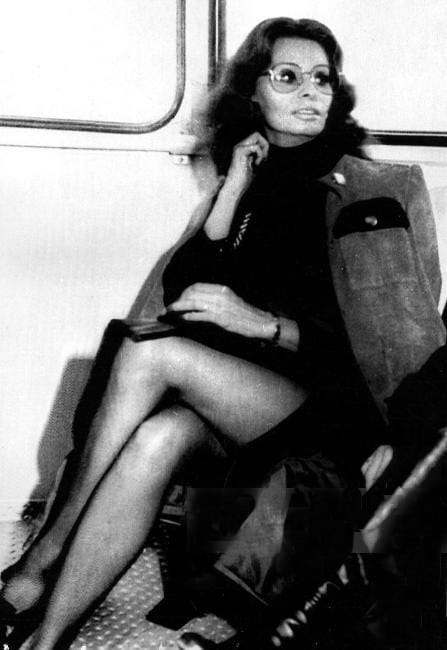 447full-sophia-loren.jpg