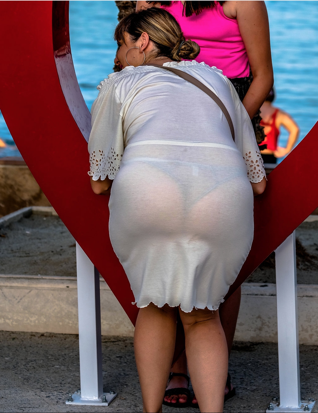 592935751.JPG