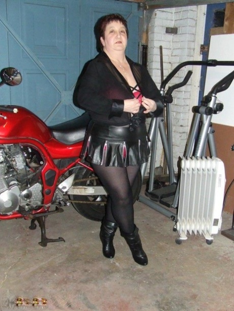76182570_002_cee5.jpg