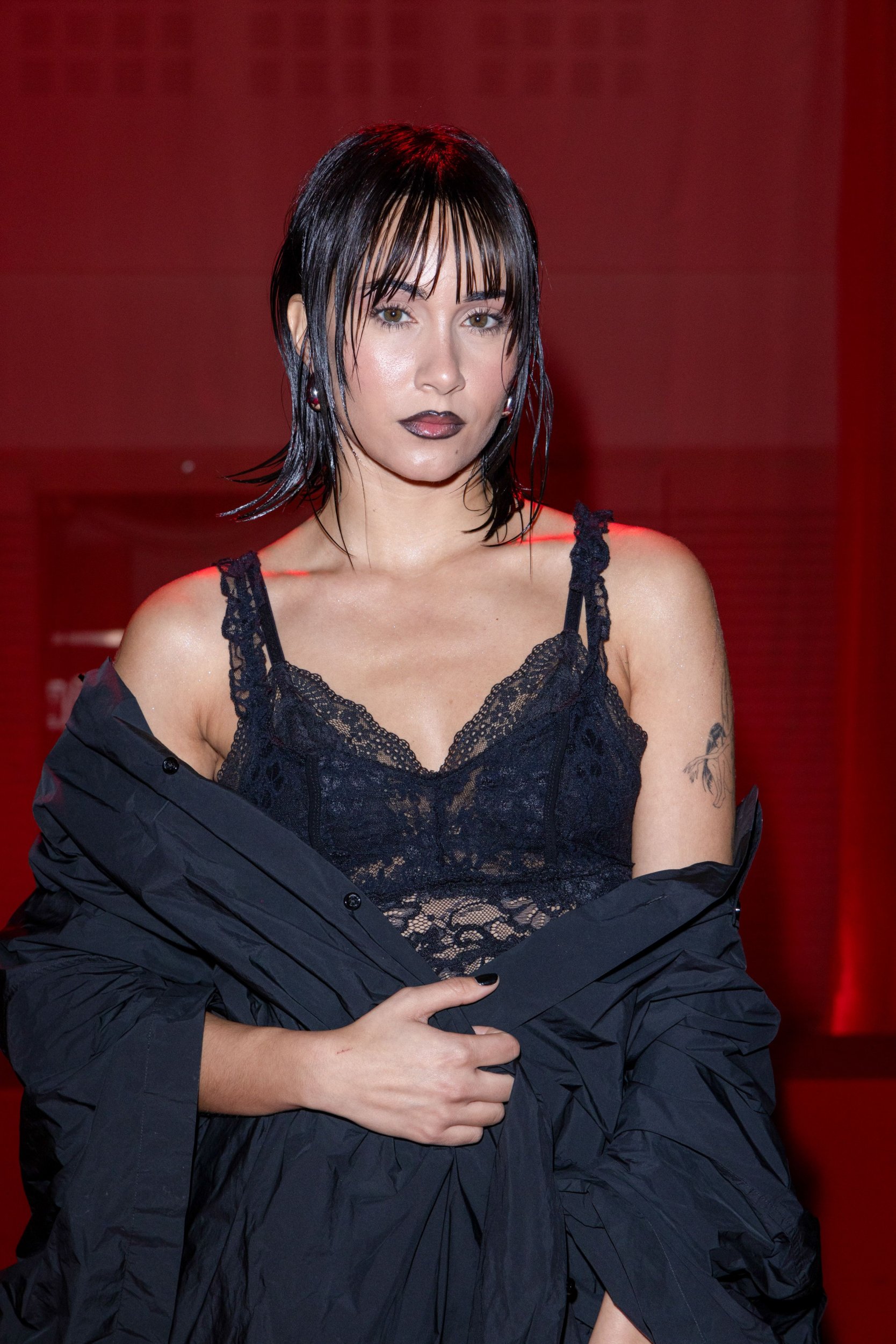 aitana-transparencias-desfile-vetements-paris-fashion-week-elle-65e2feb26f570.jpg