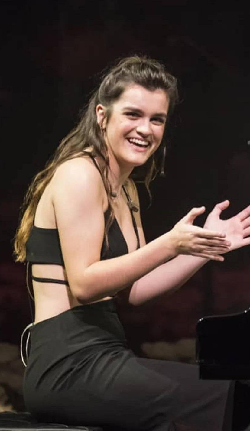 Amaia (2).jpg