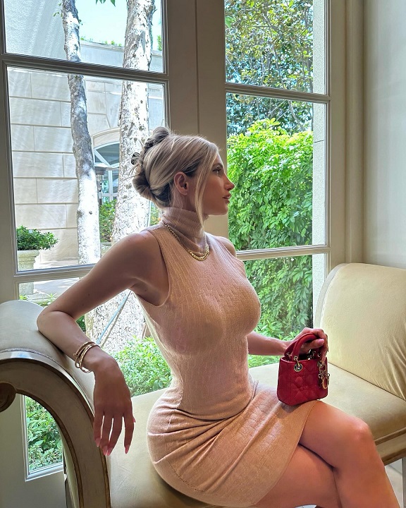 amandaeliselee_1721672685_3417960678559509028_231402544-d.jpg