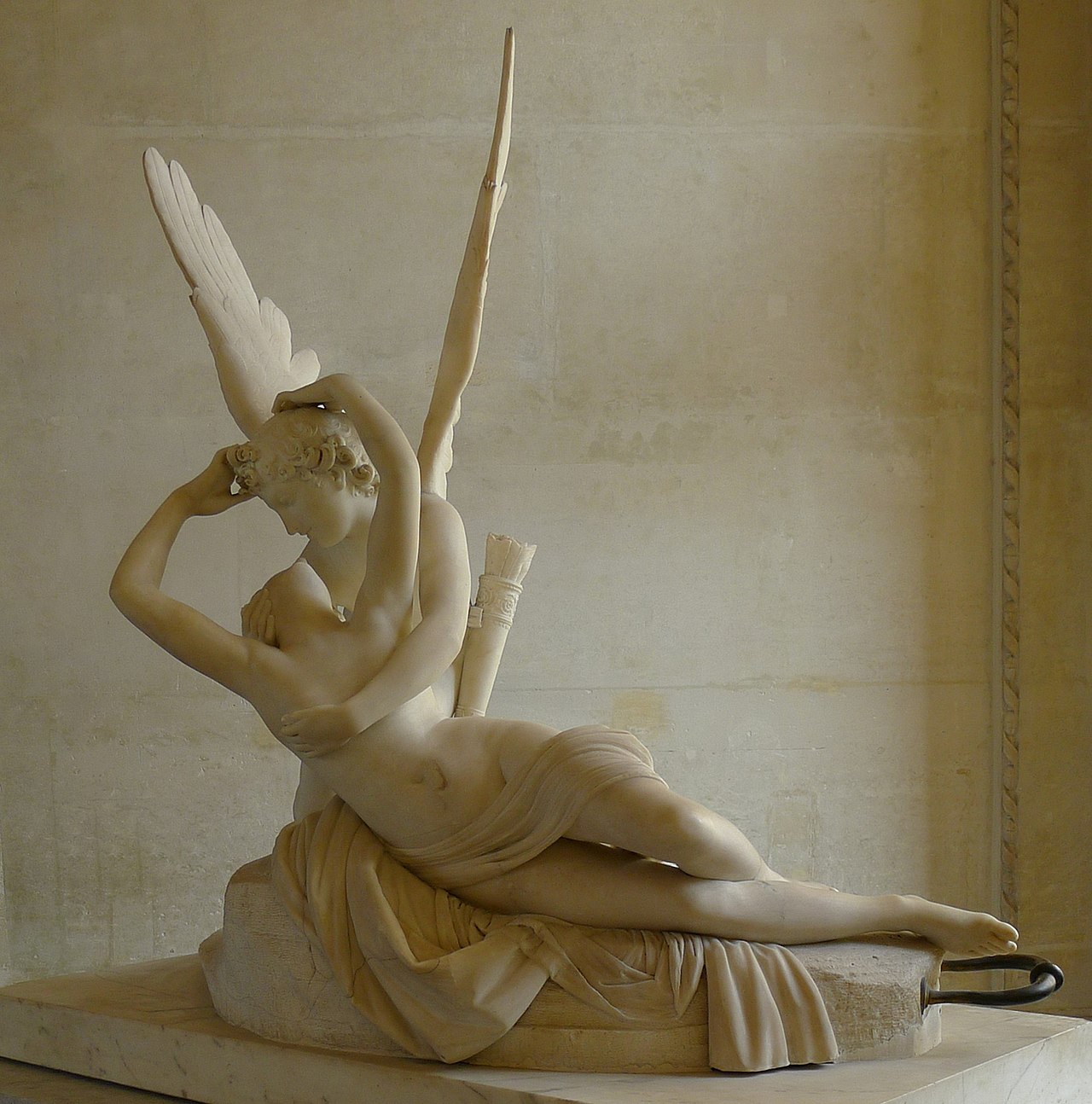 Amor et Psyche_Canova.jpeg