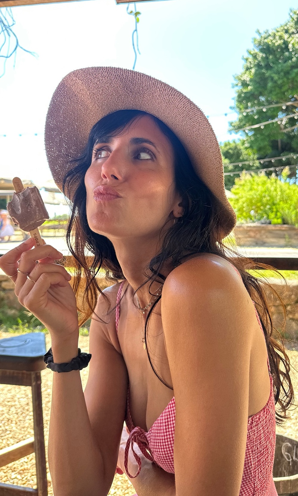 Ana (1).jpg
