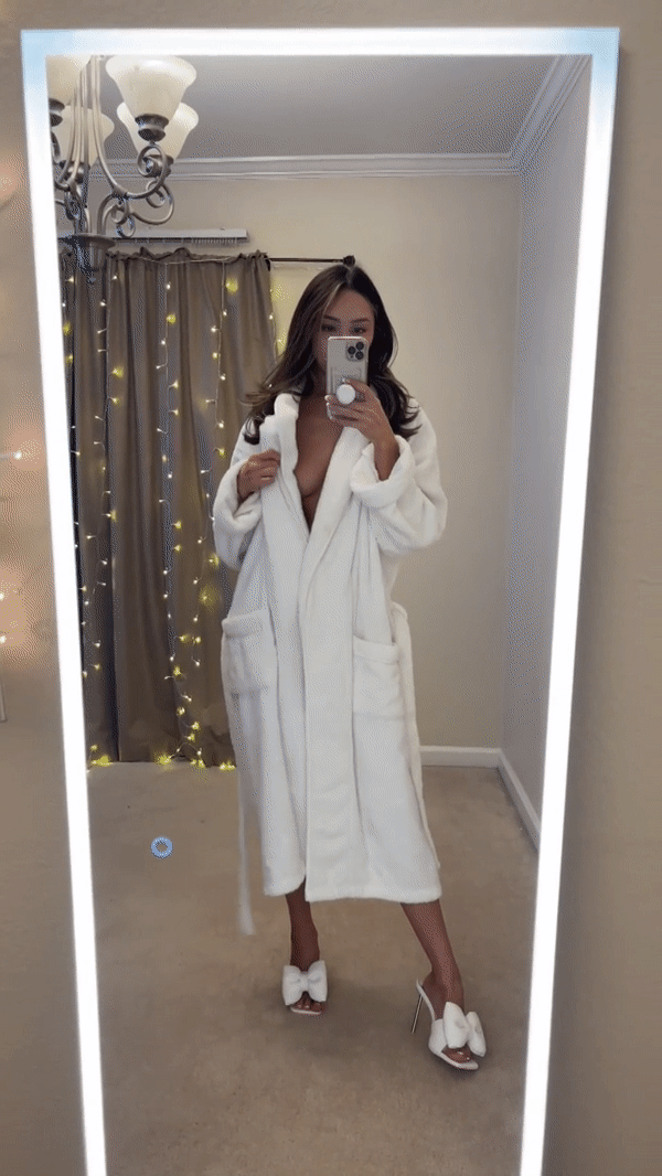 bdsmlr-86856-iO1O04u29U.gif