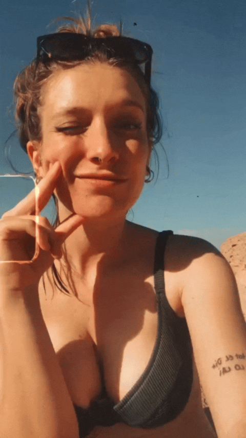 Becky.gif
