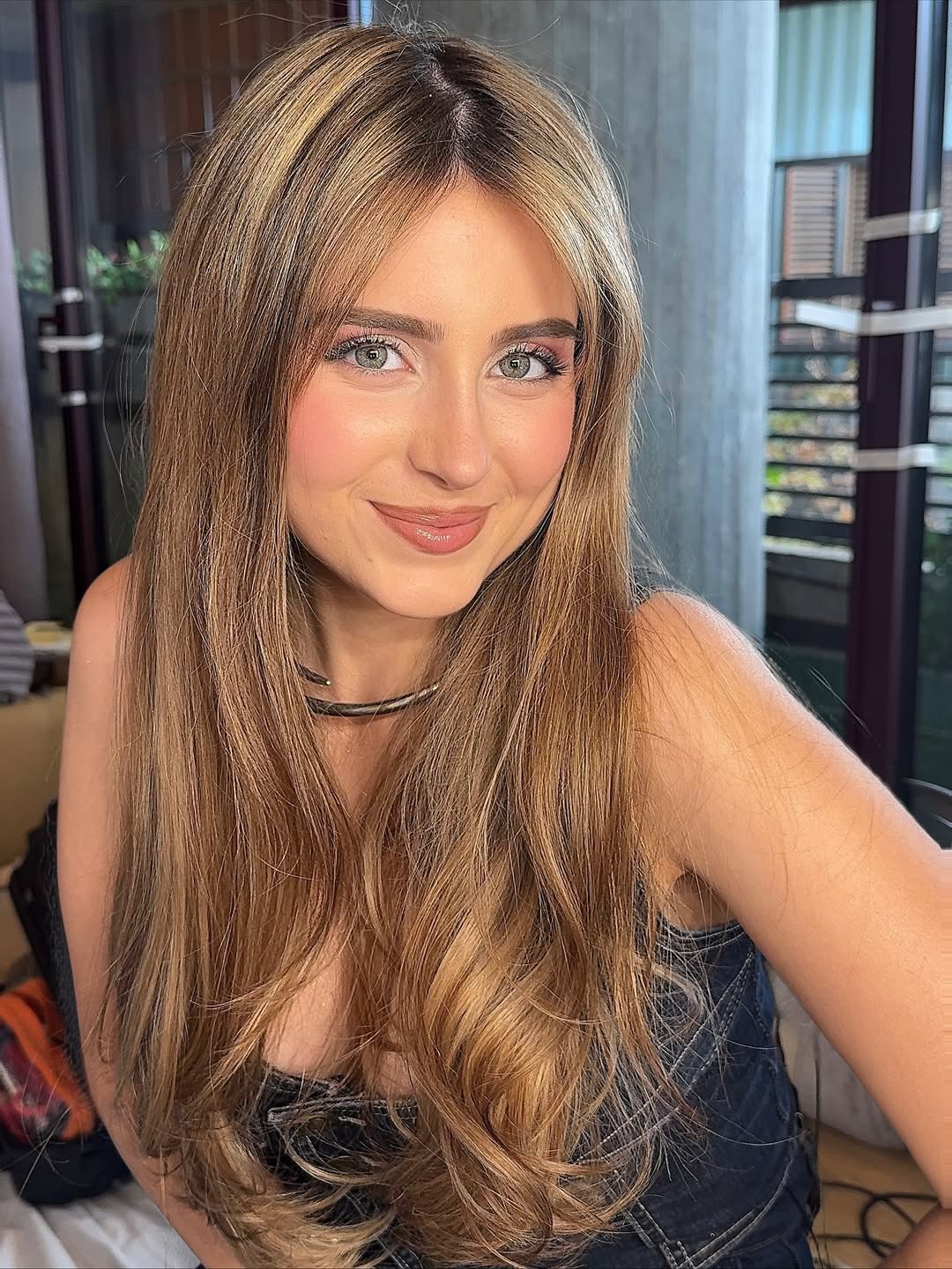 Bella @whoisroro 💕💕💖Glam Team ✨Hair x @charls.diazz Makeup x mi ¿Qué os parece el look 🤗(2).jpg