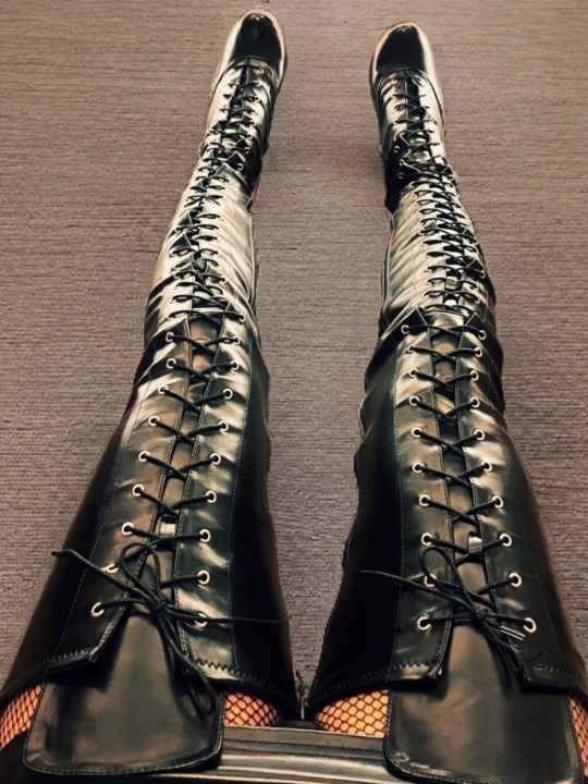 botas 3db1556f_540.jpg