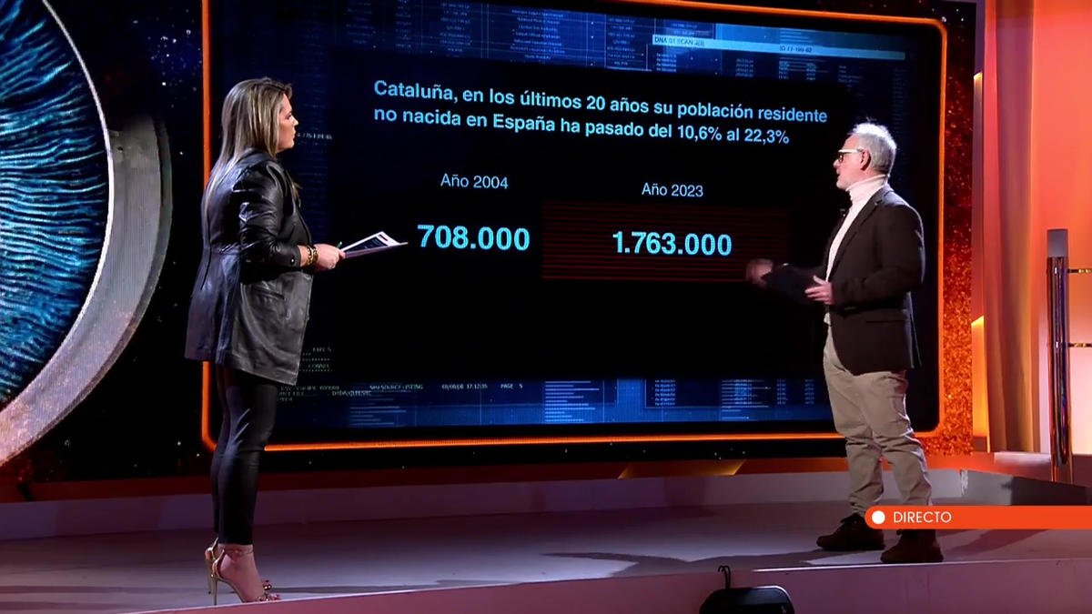 Carmen Porter en Horizonte con taconazos y pantalones de cuero 3.jpg