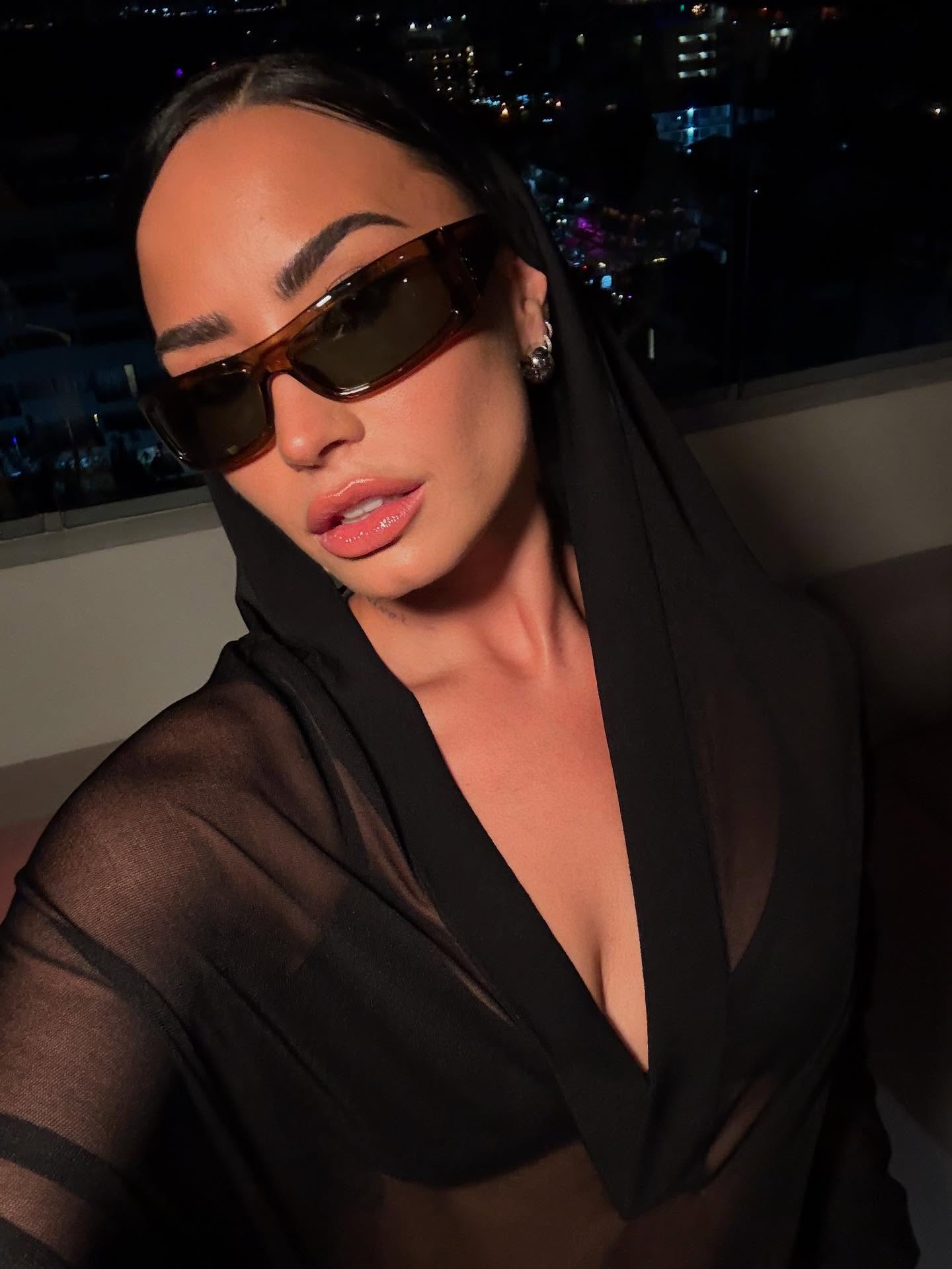 Demi (1).jpg