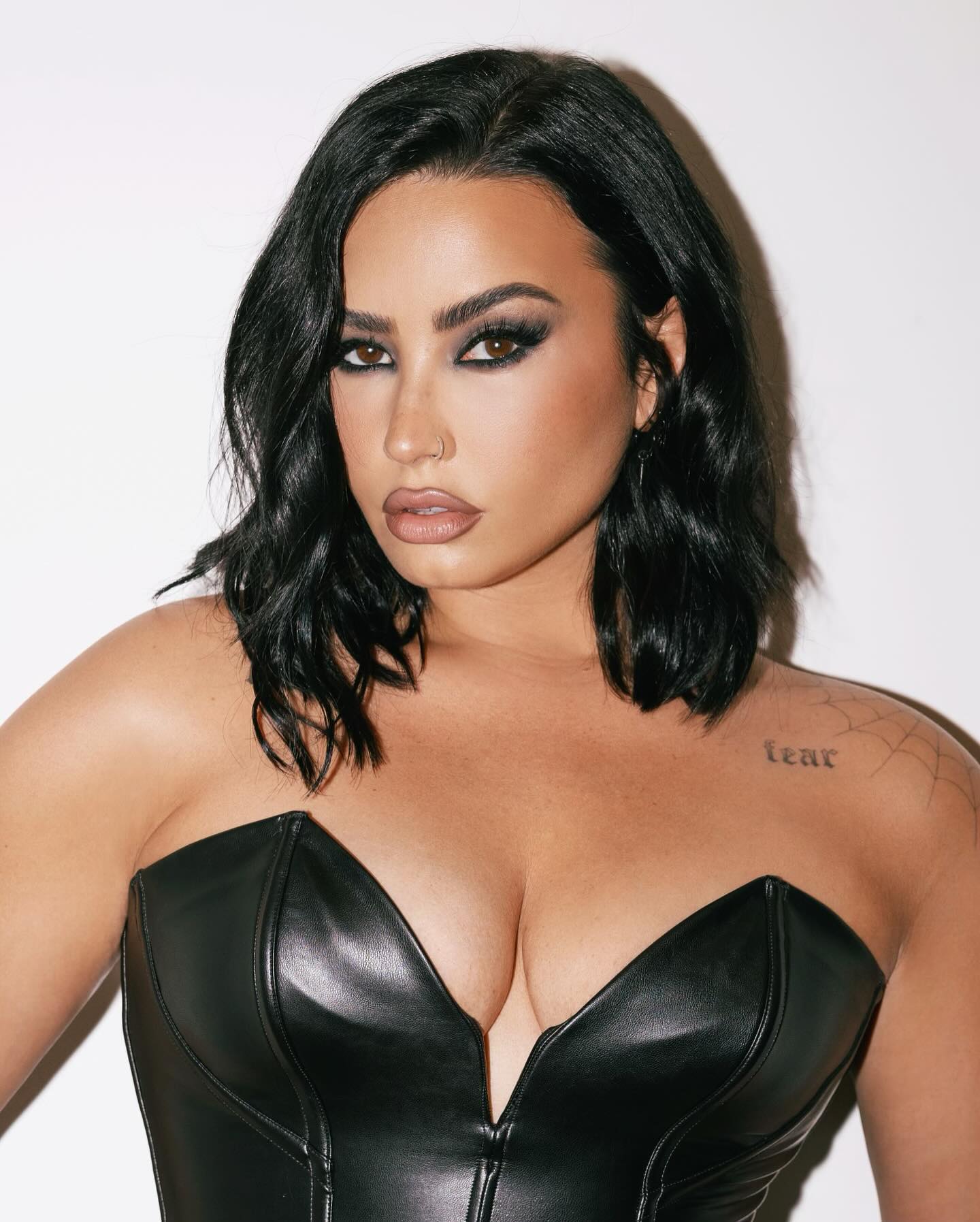 Demi (13).jpg