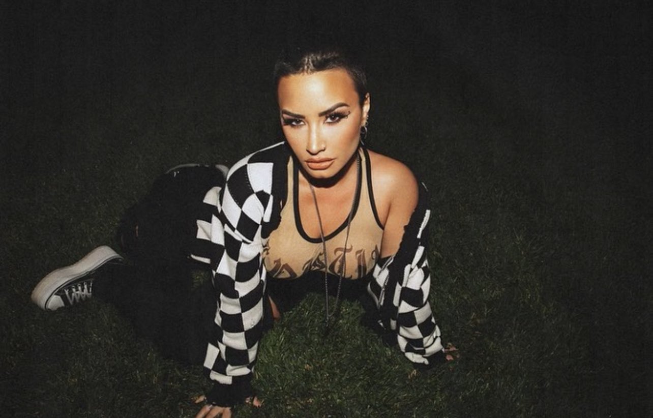 Demi (4).jpg