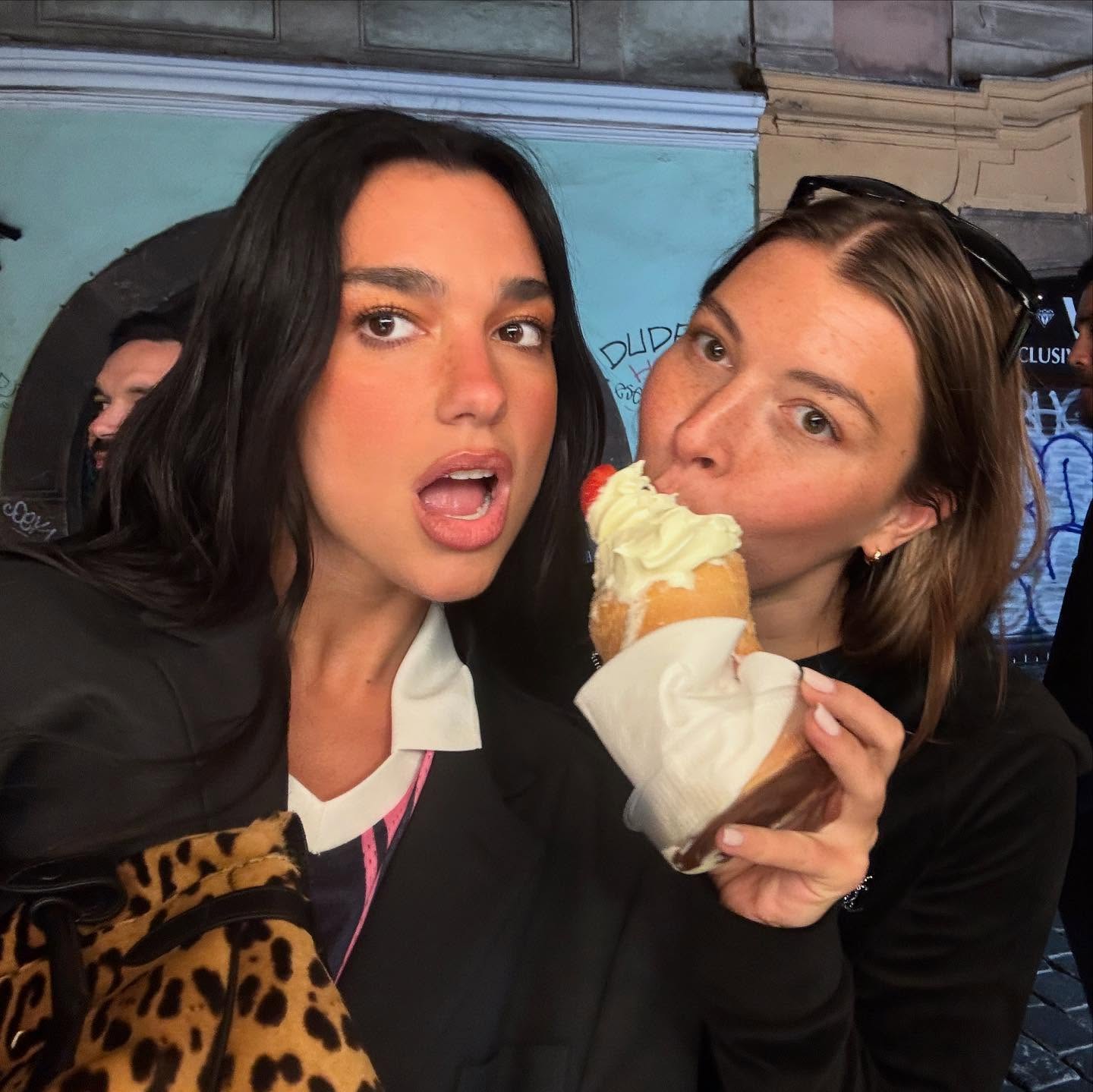 dualipa__2025-05-29T103722.000Z_6.jpg
