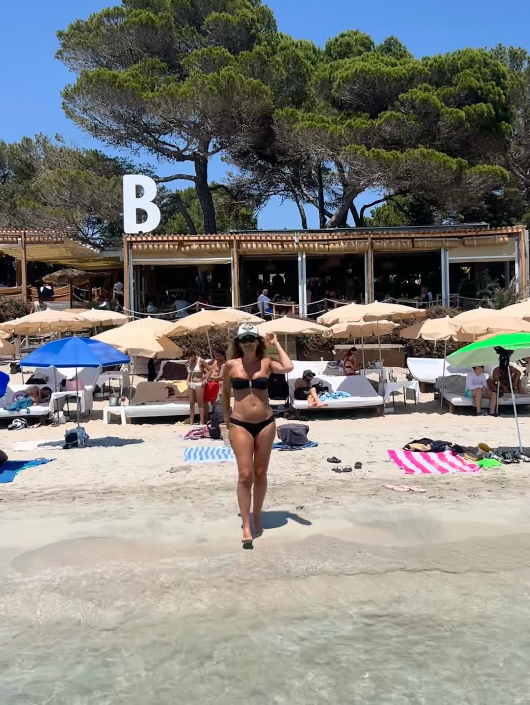 EL VERANO DE VERO 2-2. Todavía quedan días de verano…😎🏝️🐠 (1).jpg