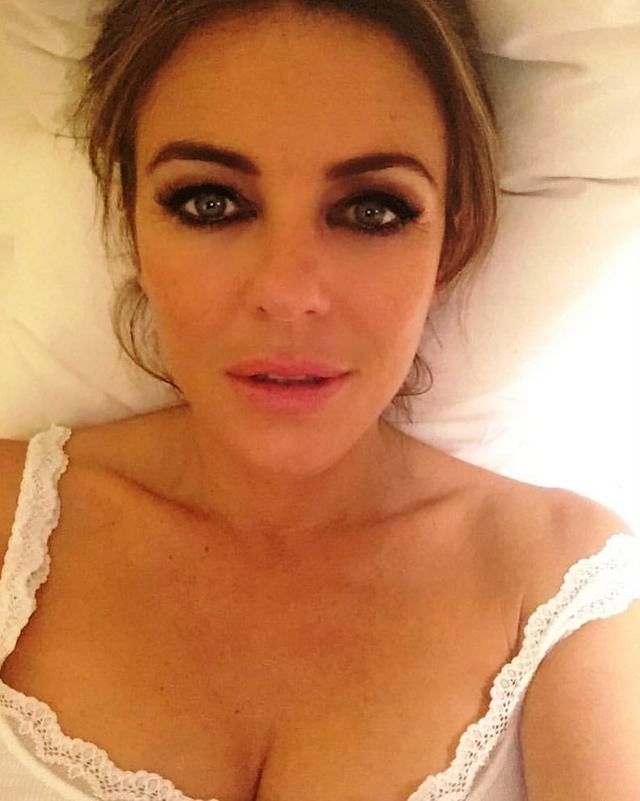 Elizabeth Hurley (10).jpg