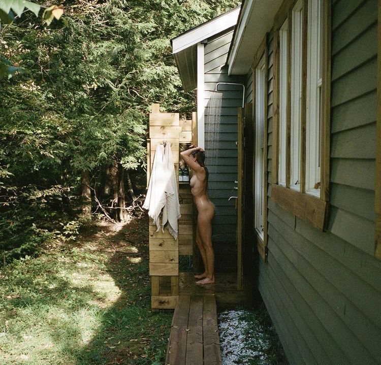 erotic-country-ero-shower-8211216 2.jpeg