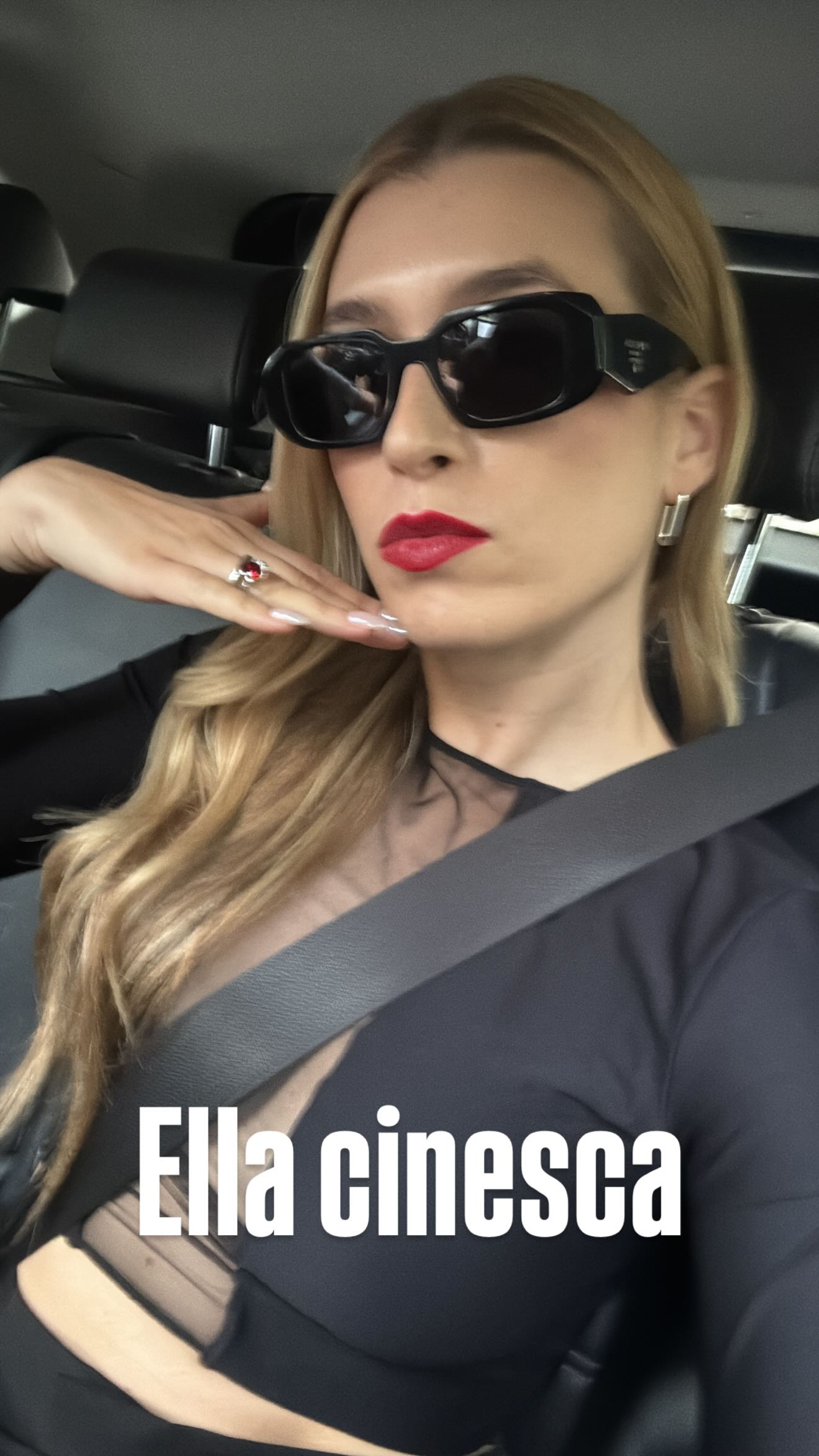 Eva.jpg