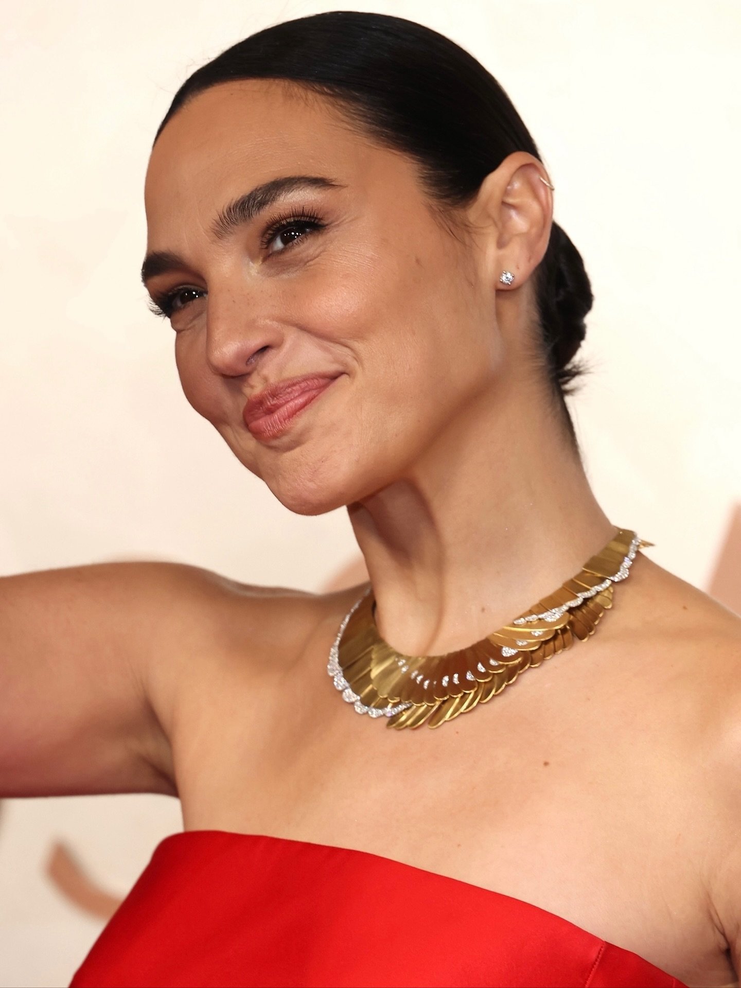 forgalgadot__2025-10-20T170819.000Z_10.jpg