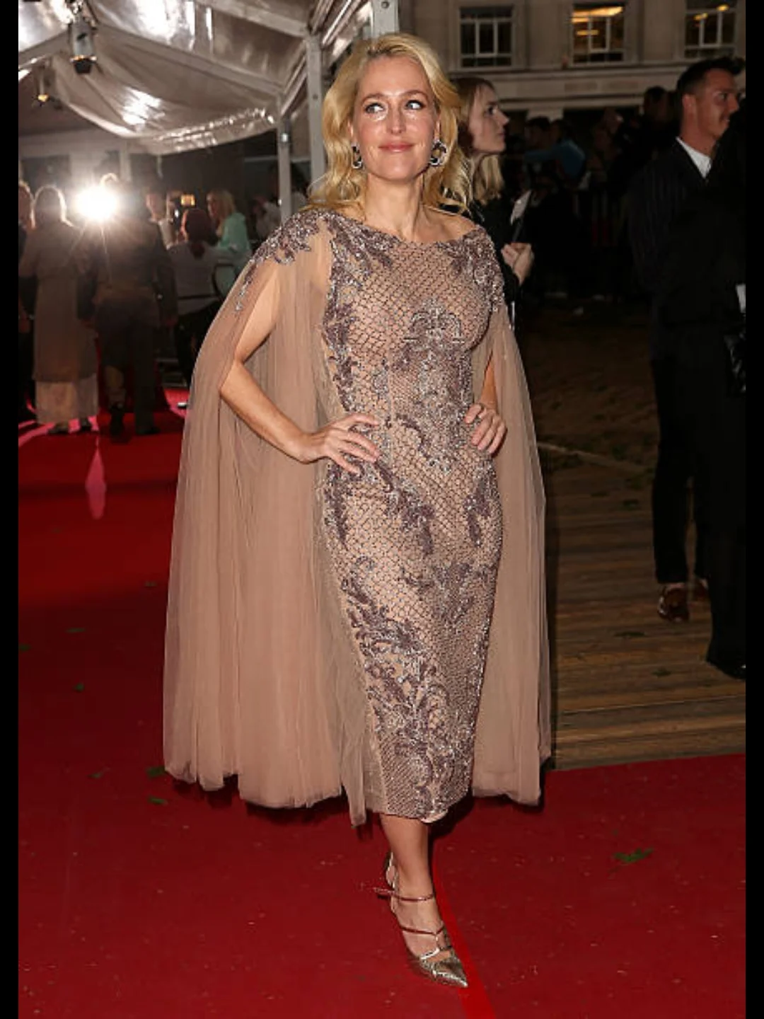gilliananderson_fan__2025-12-29T155200.000Z_6.webp