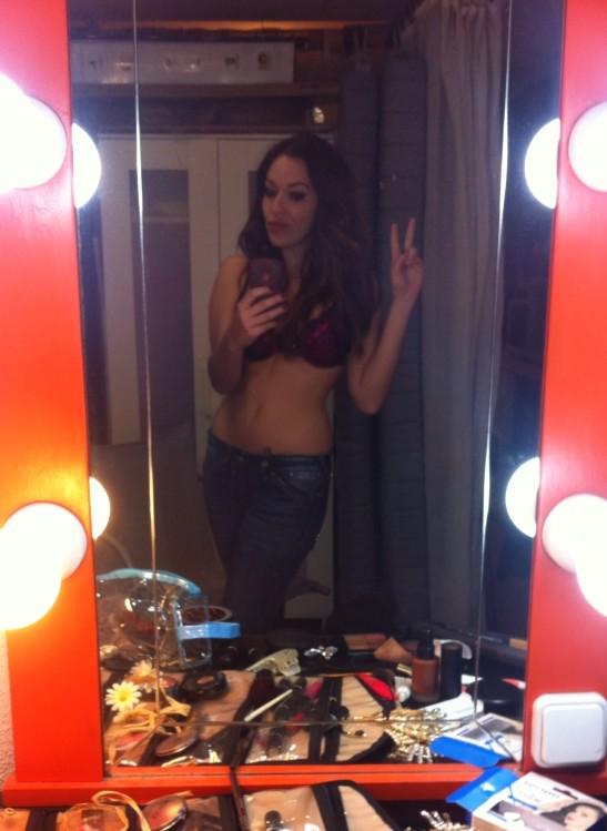 gisela B2fRXMhIcAAs5Qg.jpg