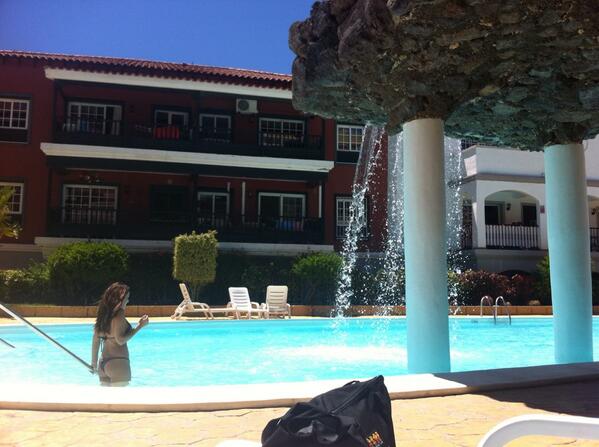 gisela BmOk6mXIYAEMFSl.jpg