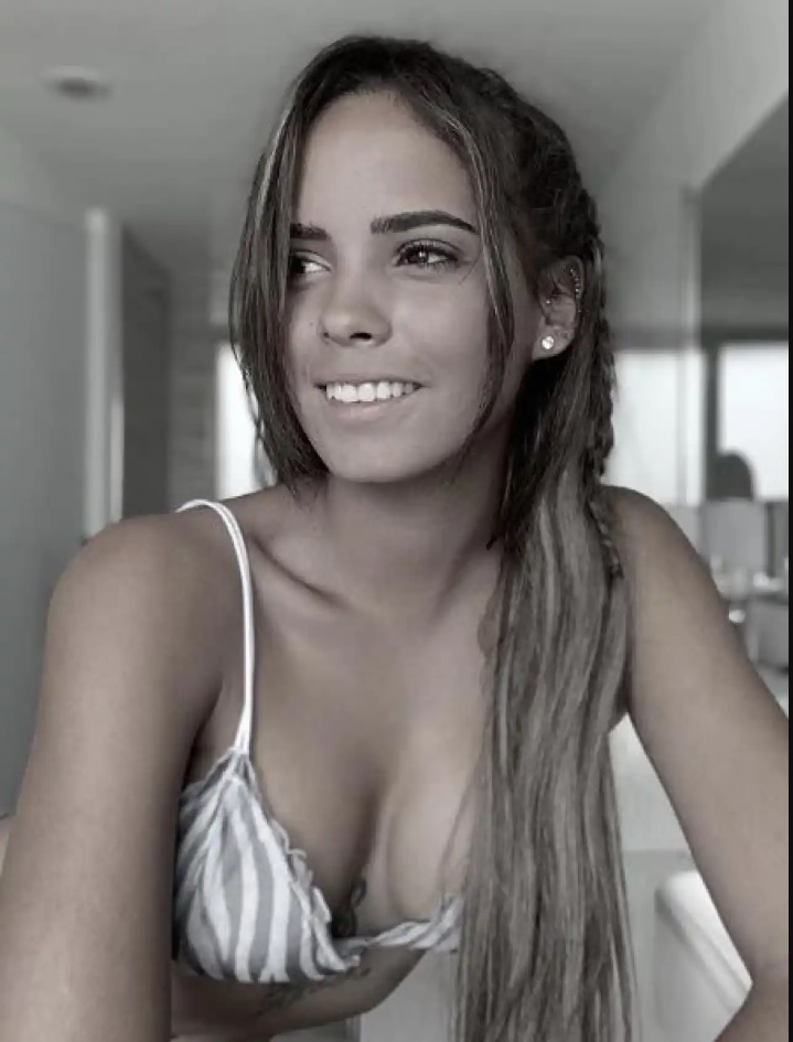 gloria camila00.jpg