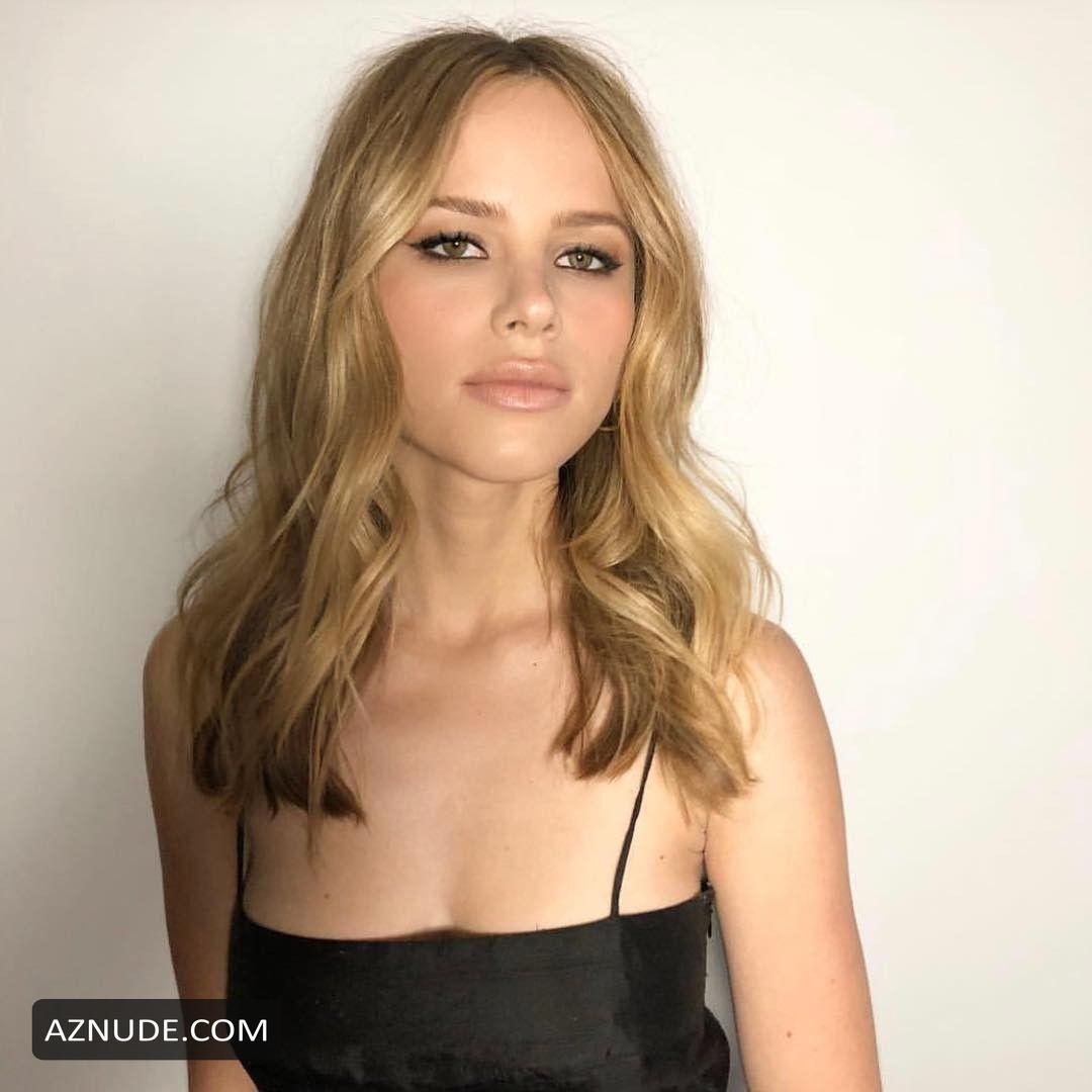 Halston (6).jpg