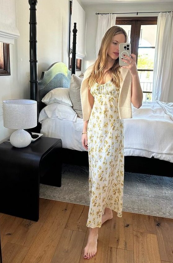 Halston Sage (3).jpg