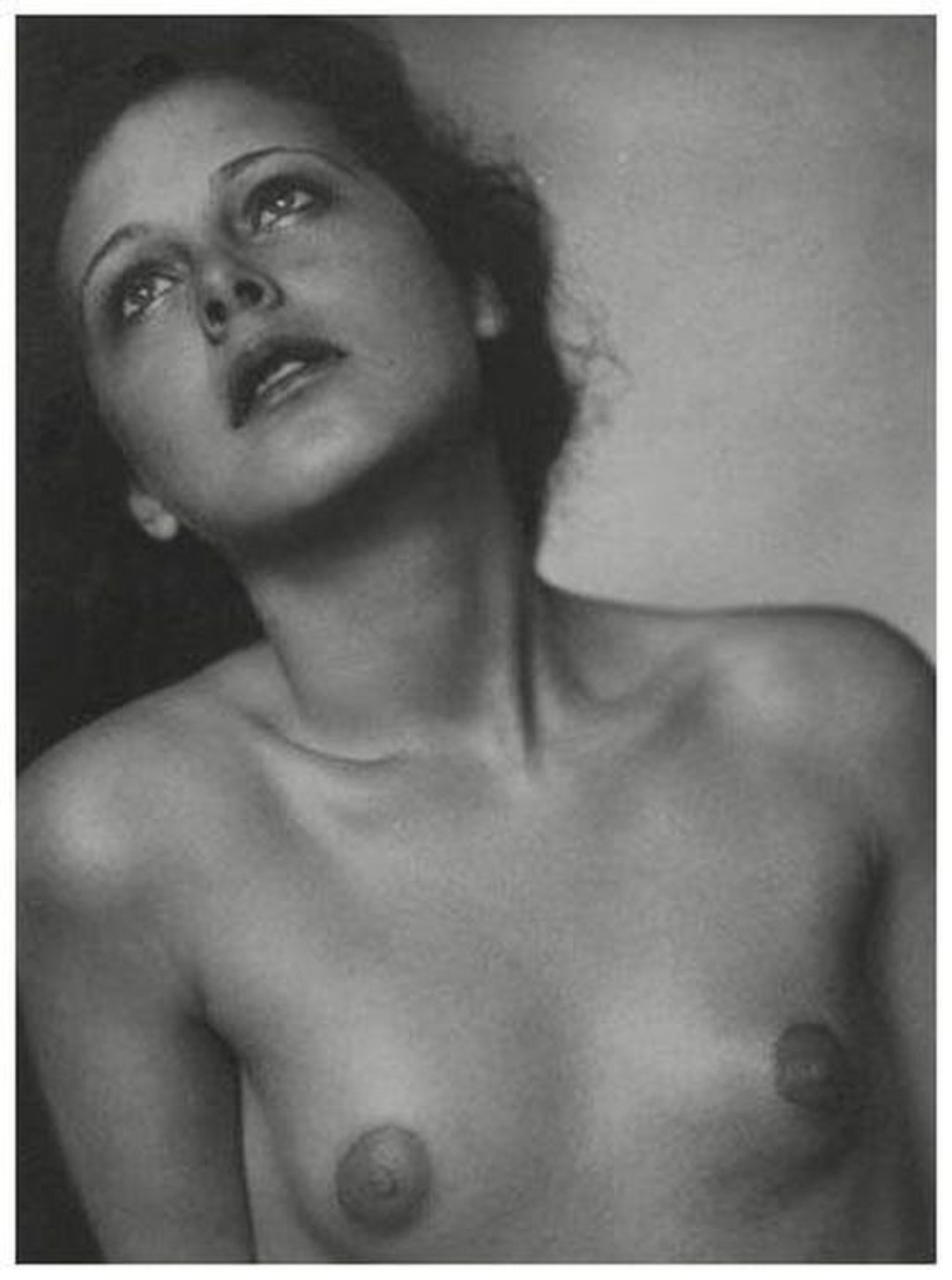  Hedy Lamarr c. 1930 by Trude Fleischmann.jpg