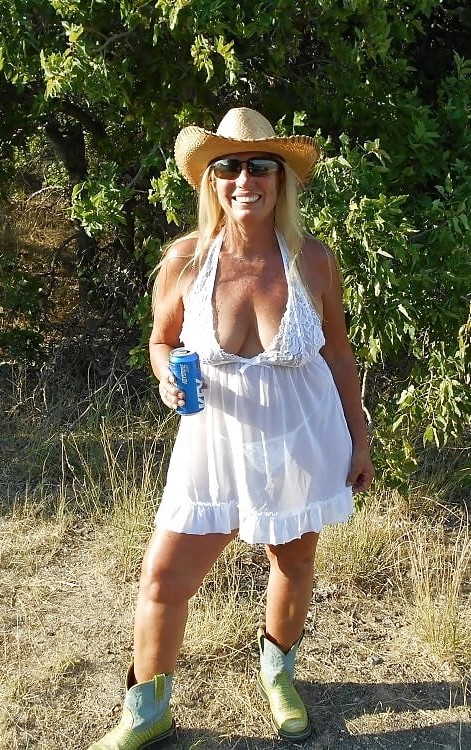 https___ep8.xhcdn.com_000_154_998_600_1000.jpg