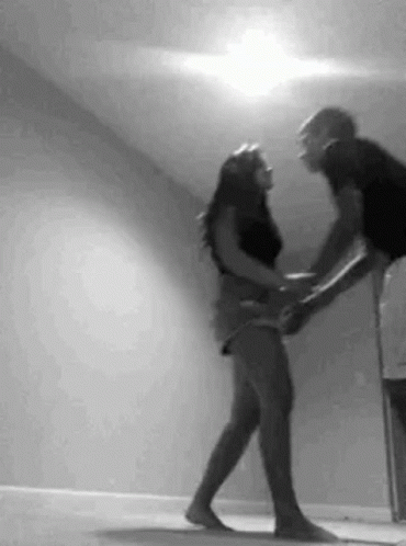 hug-kiss.gif