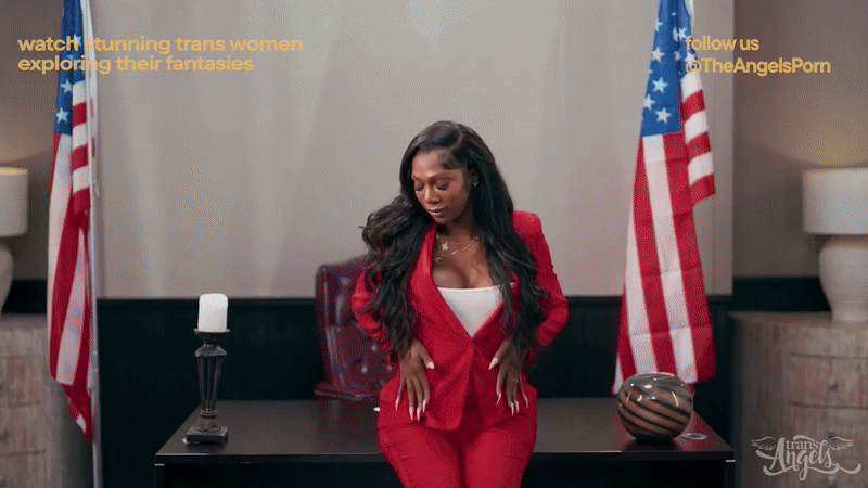 KD oval ezgif-70545443923a80.gif