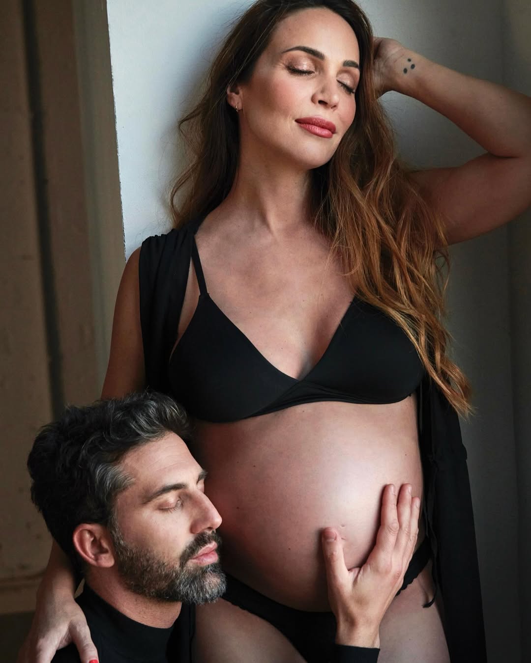 Llevamos 4 San Valentines pero ahora nos queda Unax vida juntos.Maite zaitut laztana 🩷   Foton...jpg