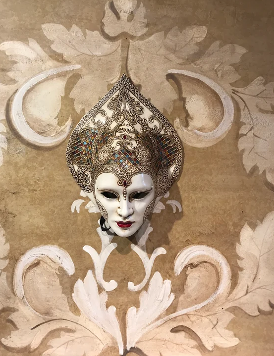 Máscara veneciana aphrodítē multicolor🎭.png