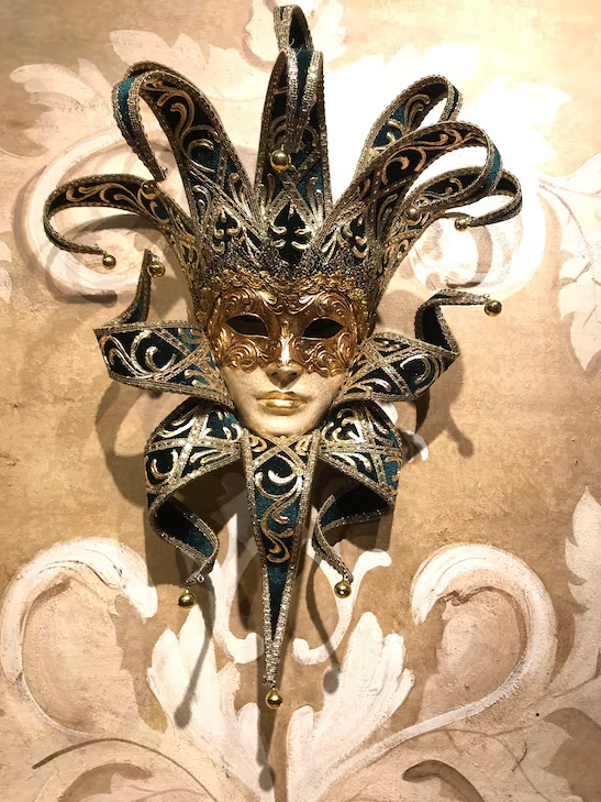 Máscara veneciana bufón verde oscuro de Marin🎭.png