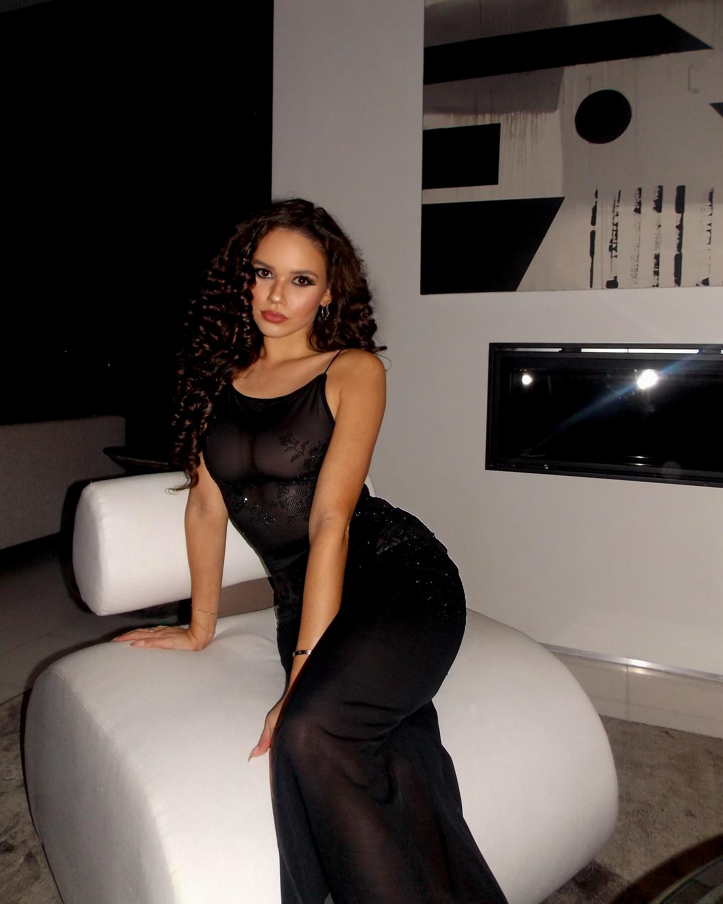 madisonpettis 415538865_18416284429057944_3975622087478979949_n.jpg