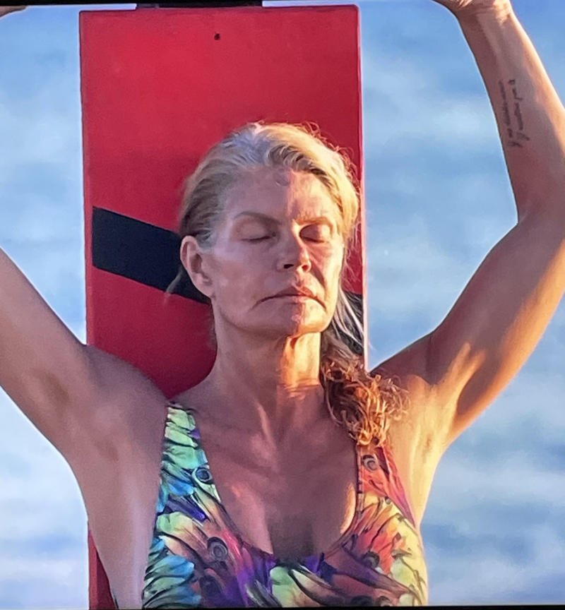 Makoke haciendo una prueba en Supervivientes.jpg