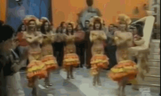 Mamachicho.gif